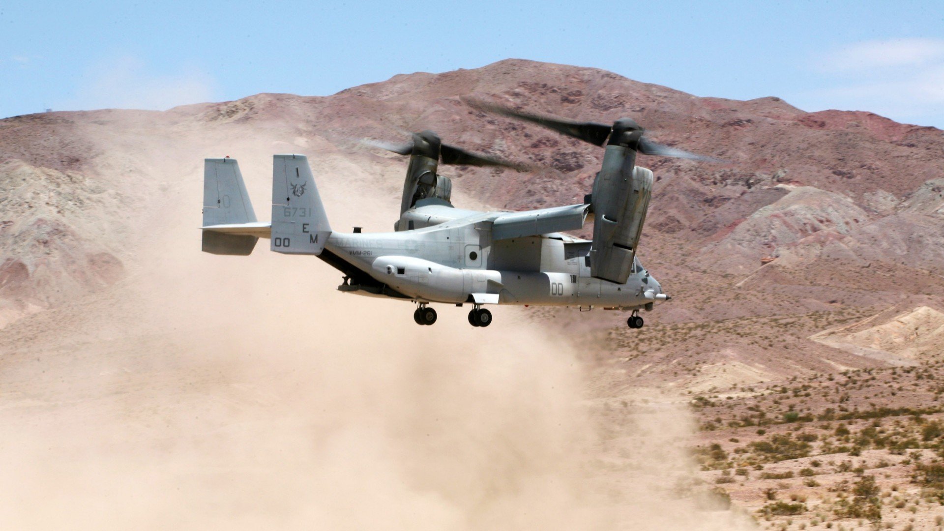 特技展现！WRC比赛中的惊险空中瞬间，wrc f1